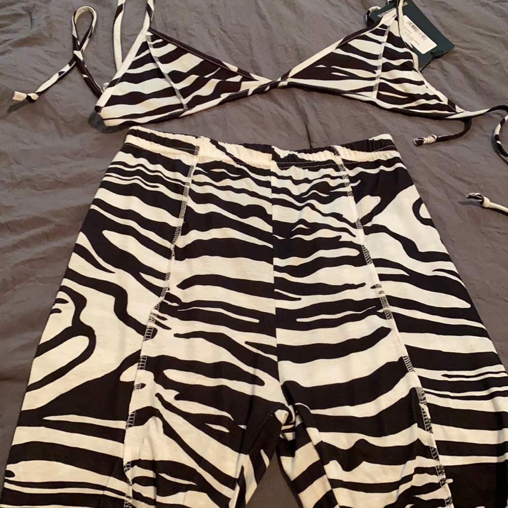 Two piece set